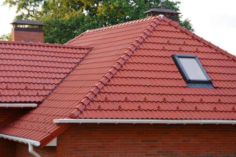 Rénovation de toiture à Reichshoffen : associer isolation et durabilité